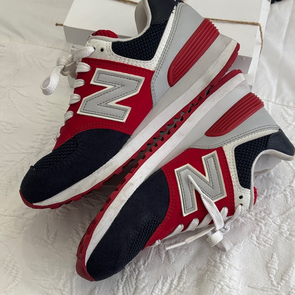 New Balance 574 'Eclipse Red' - Picture 3 of 5